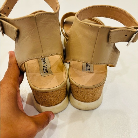 Steve Madden Beige Strappy Sandals size 9.5 - Picture 6 of 9
